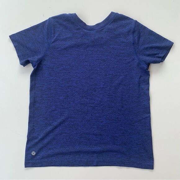 Lululemon Top Women’s Size 2 ? Blue Open Circle Mesh Athletic  Yoga Scoop Neck - Picture 1 of 6